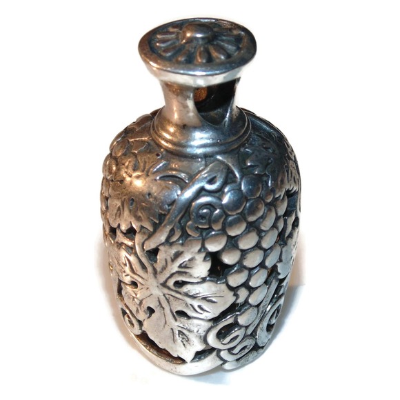GRB Vintage Sterling Silver HUGE Grapes Wisteria Bell Pendant Gordon Barnett 925 - Picture 1 of 6